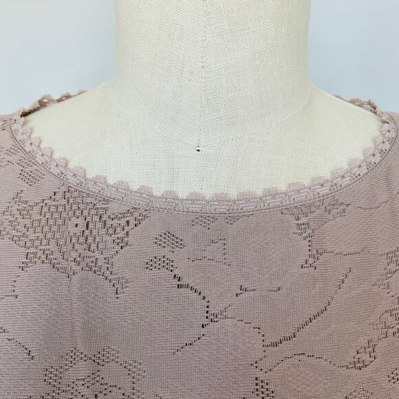 Vintage Lace Pleated Belted Dress - Picture 7 of 11